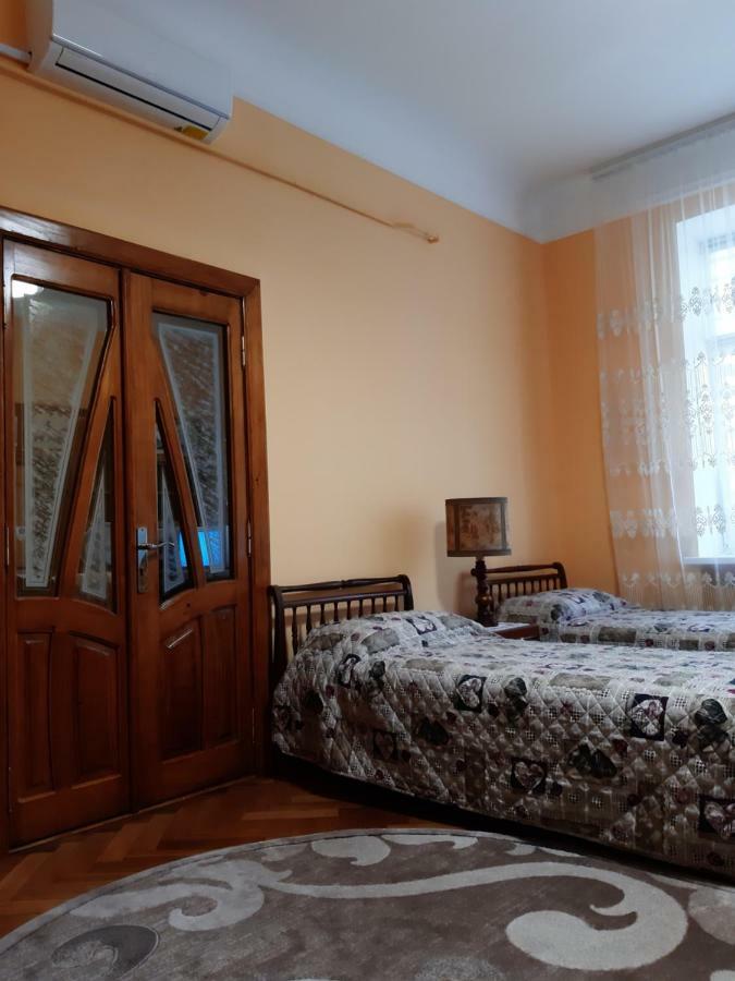 Apartment Orgelsaal Csernyivci Kültér fotó