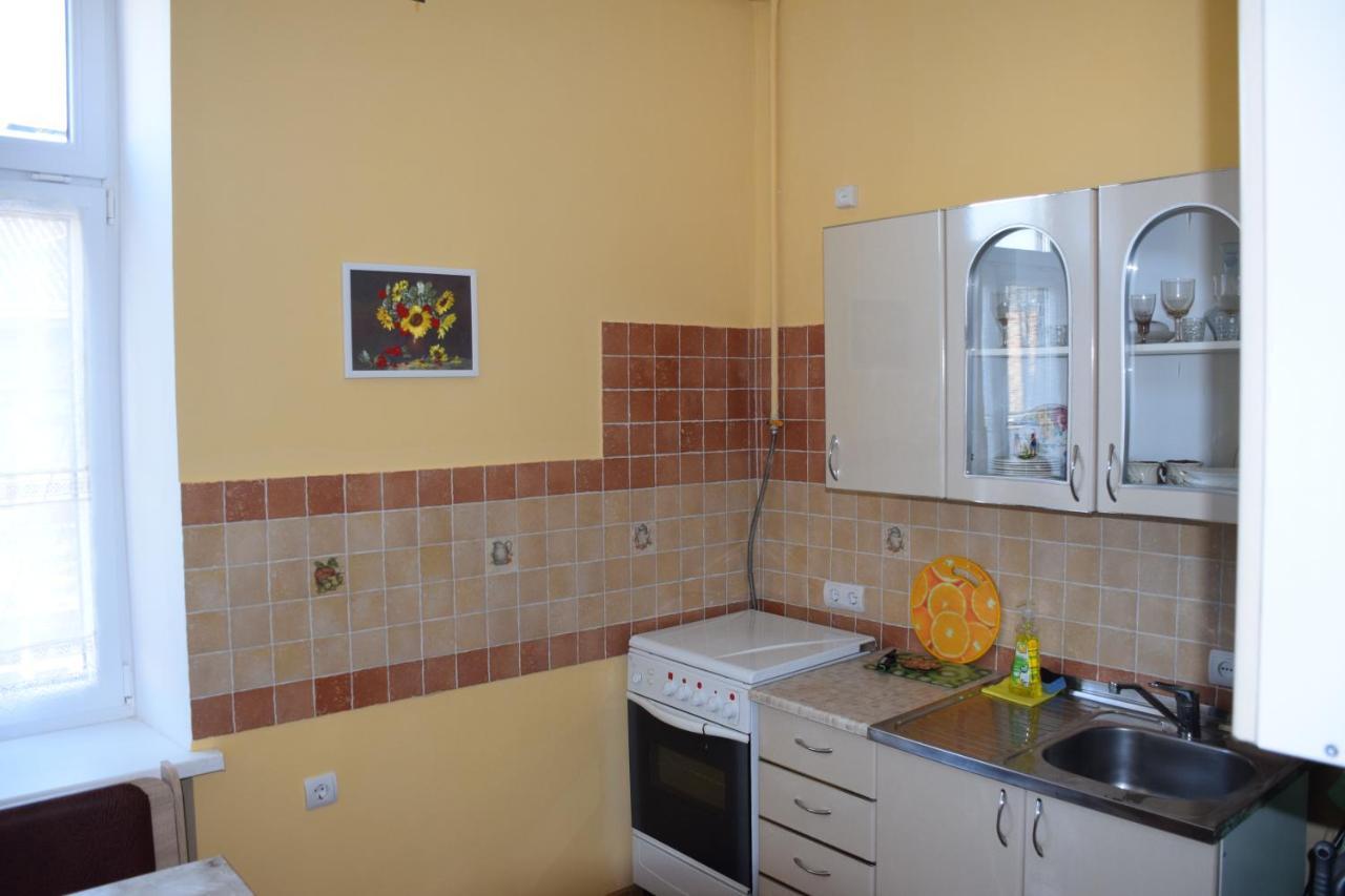 Apartment Orgelsaal Csernyivci Kültér fotó